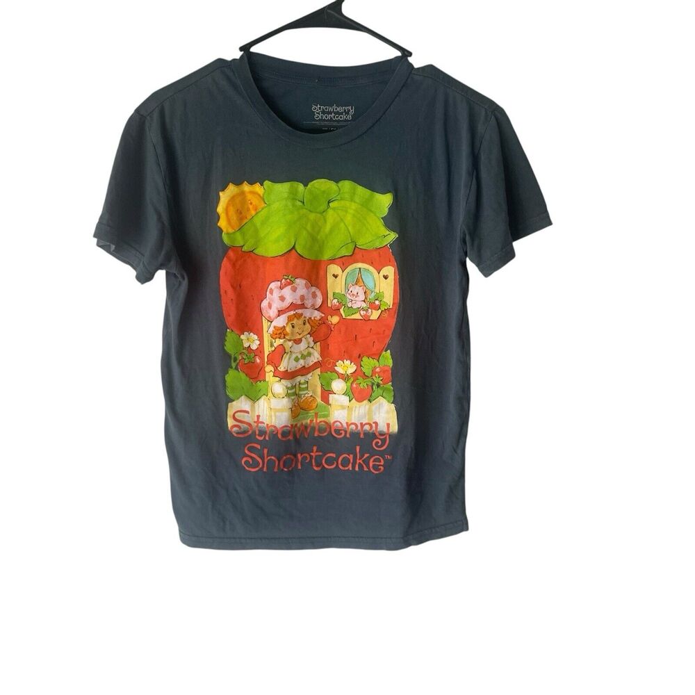 Strawberry Shortcake Women's Size XS‎ Blue Straberry House Graphic T Shirt